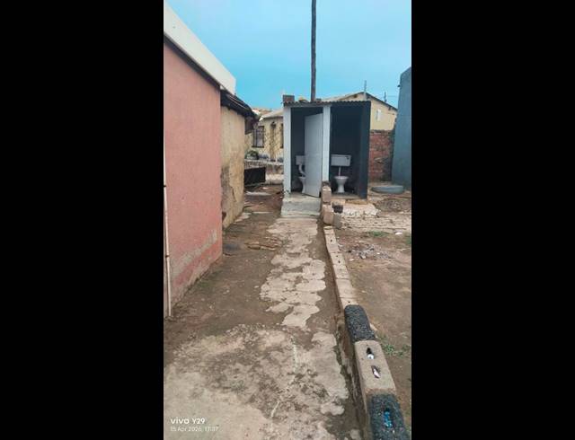 10 BEDROOM HOUSE FOR SALE IN TEMBISA